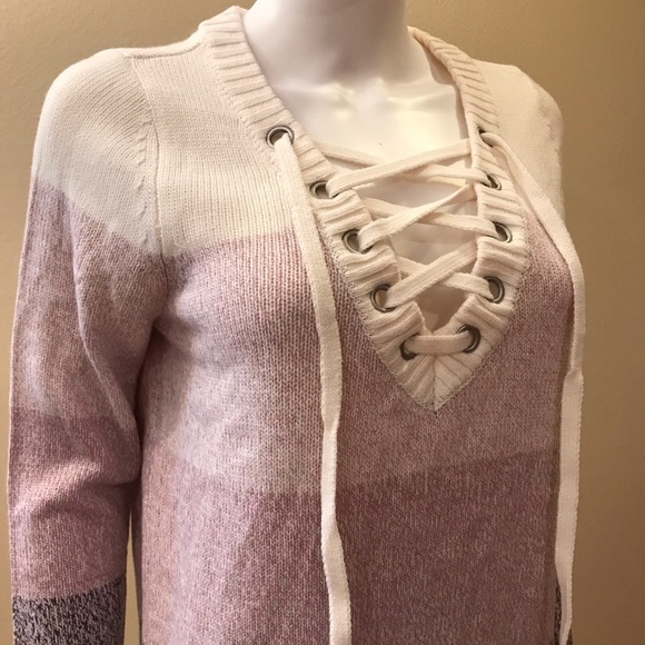 Soho New York Co Lace Up Sweater NEW Womens Size Small Colorblock Pink Lavender - Picture 2 of 14